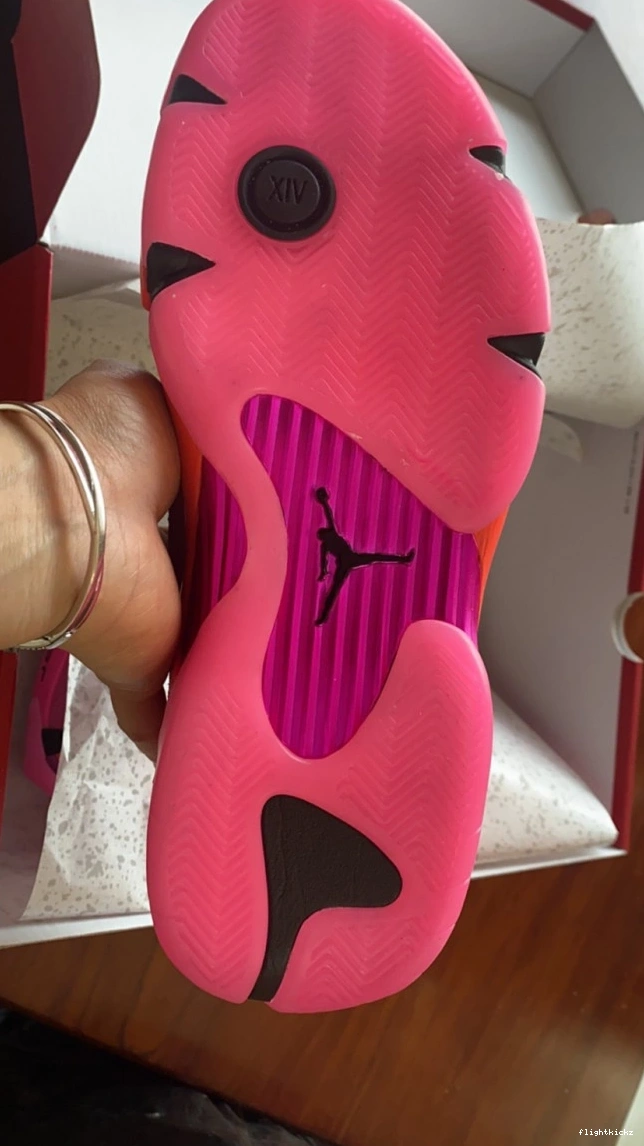 Pink Jordan Shocking DH4121-600 (W) Low 14 Retro 0820